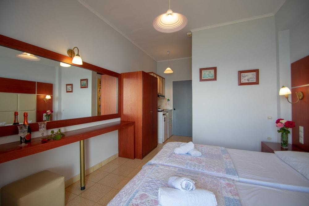 Agoulos Beach Hotel Argassi Exterior foto